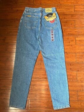 Jordache Women’s Light Blue Relaxed Denim Jeans